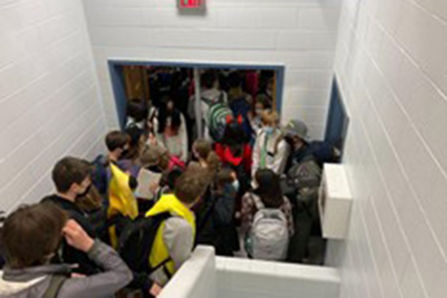 OPINION: Hallways Too Crowded For Social Distancing