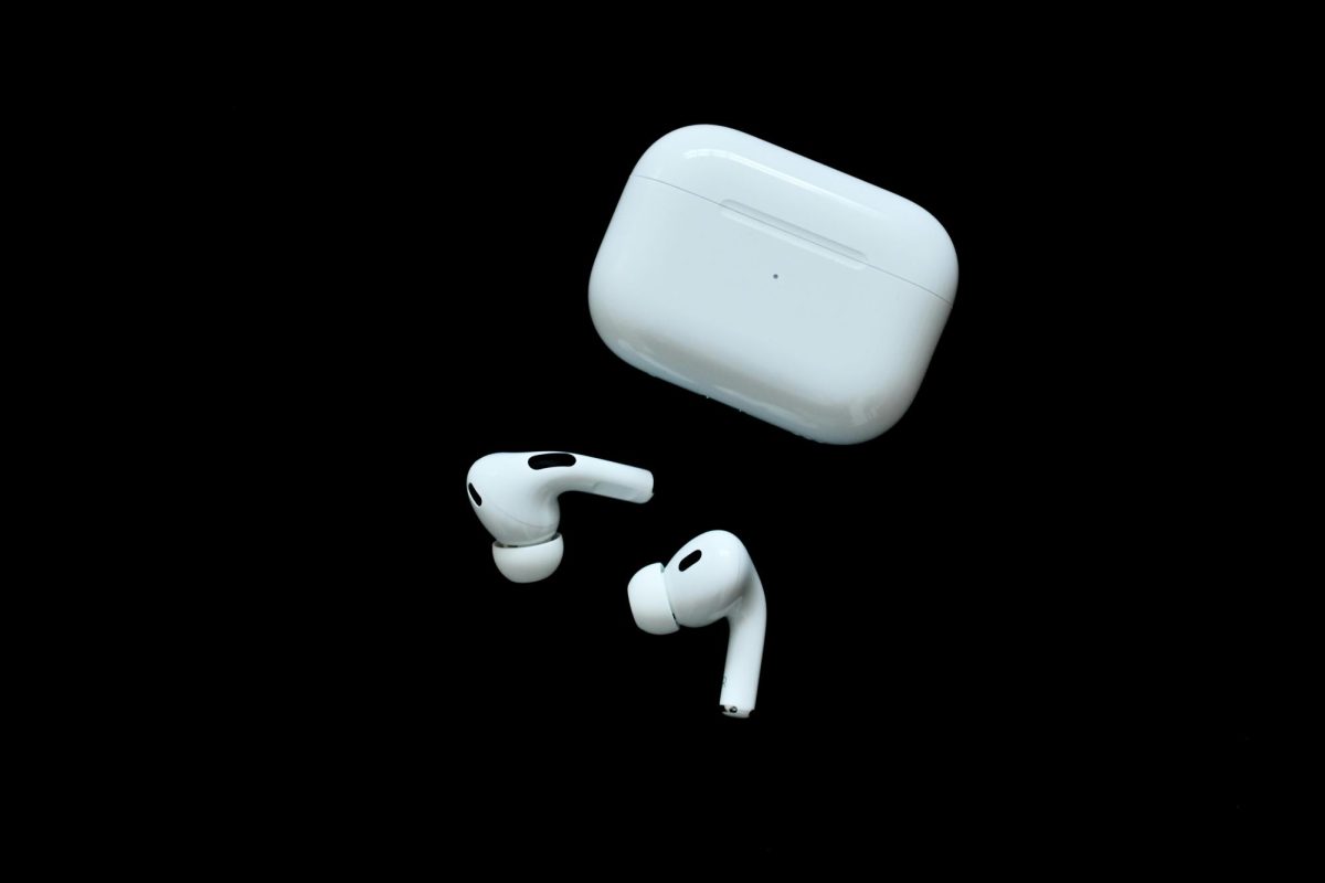 Opinion: AirPods Deserve a Place in School